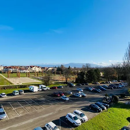 Lumineux Apartment Ferney-Voltaire